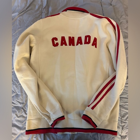 Mondetta Cream Jacket with Red Accents - Picture 5 of 6